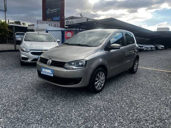 VOLKSWAGEN FOX 1.6 MI 8V FLEX 4P MANUAL VOLKSWAGEN FOX 1.6 MI 8V FLEX 4P MANUAL